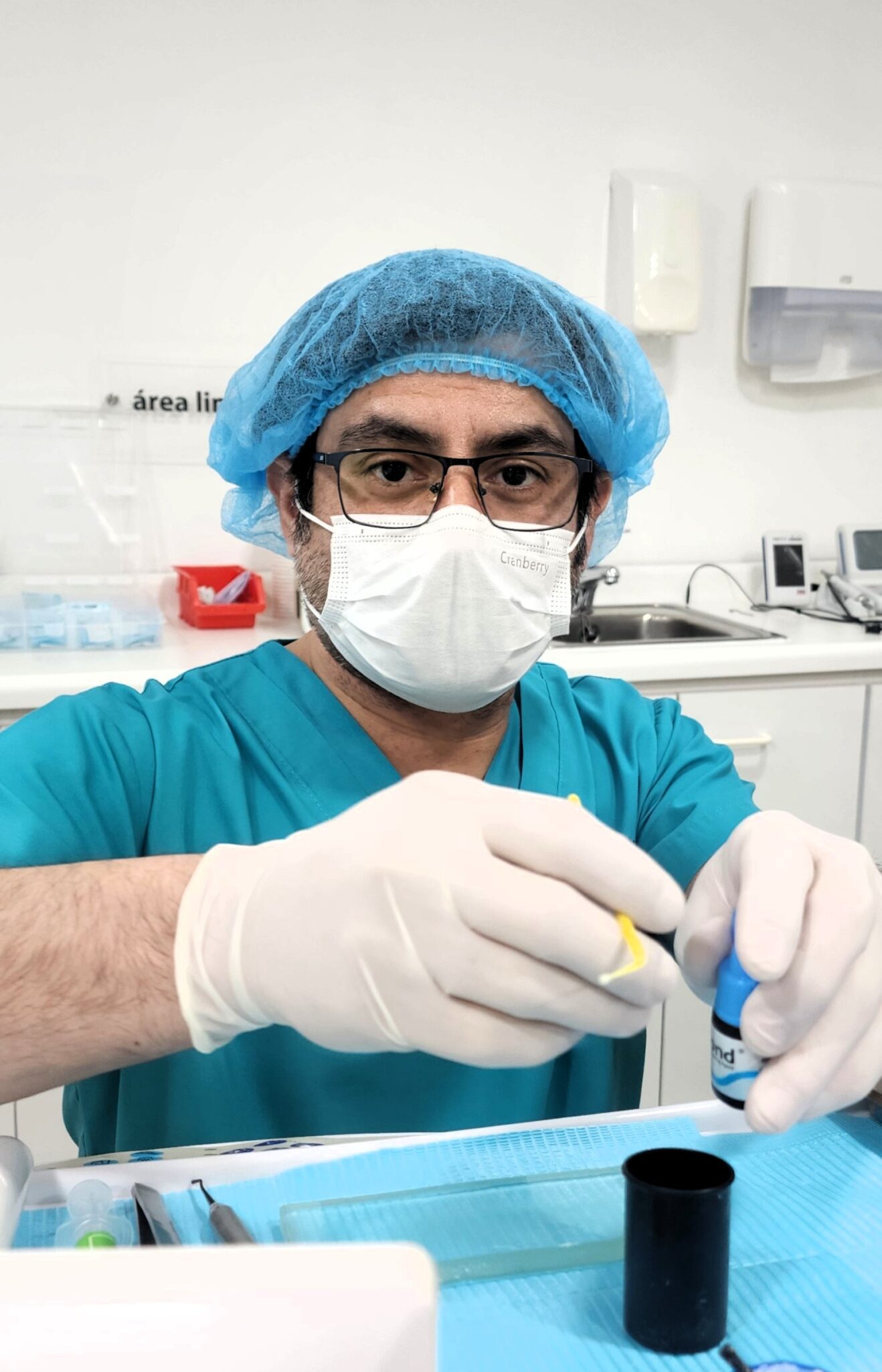 Dr. Alejandro Arcos Alvarez