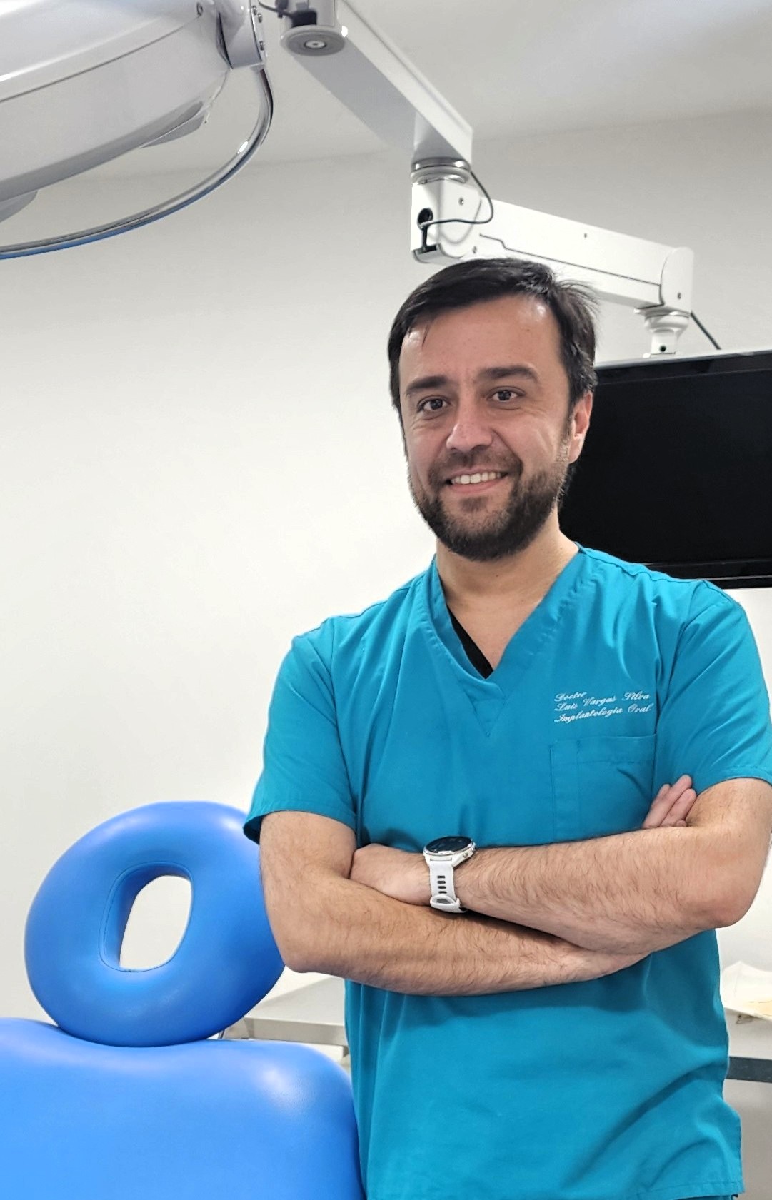 Dr. Luis Vargas Silva